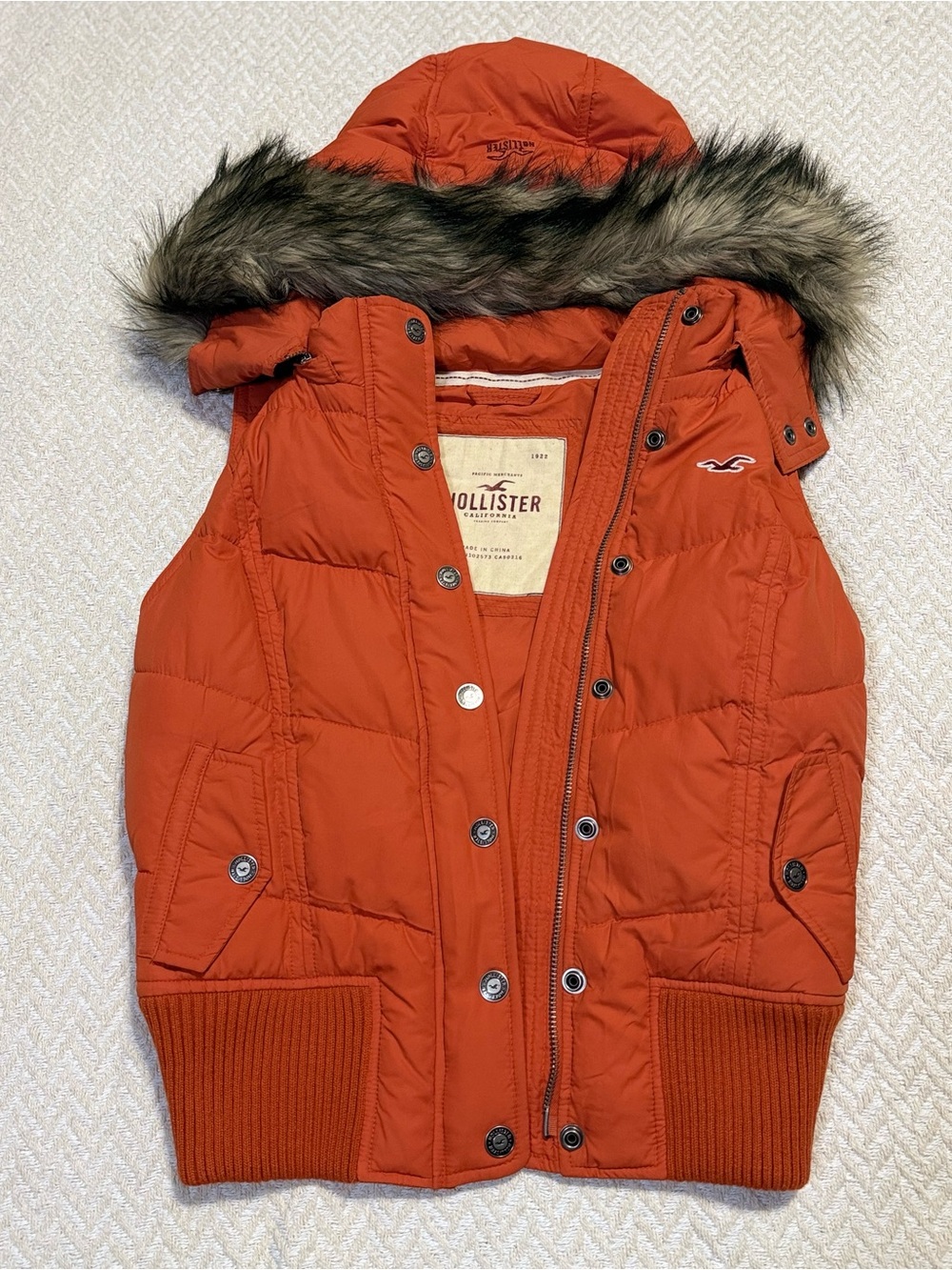 NWT Vintage Hollister Orange Scripps Park Hooded Puffer Vest Y2K Size Large